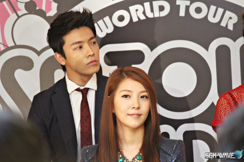 20121123 pressconf (24)